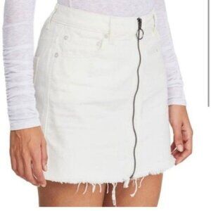 We The Free Zip It Up Mini Skirt White Distressed Raw Hem Jean Denim Full-Zip